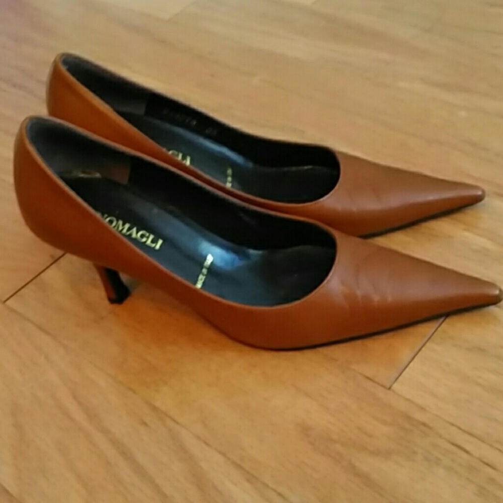 BrunoMagli Italian Brown Pointed Heels